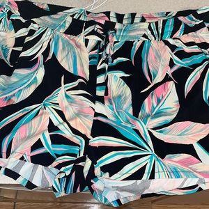 Torrid shorts size 4
